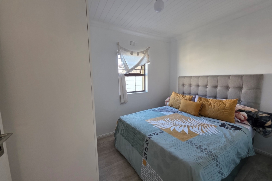 2 Bedroom Property for Sale in Westridge Western Cape